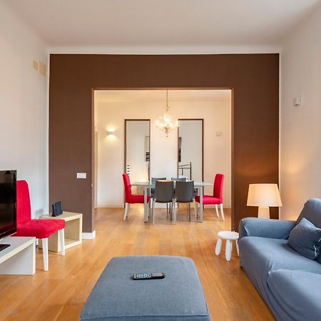 Joivy Family Friendly Apt For 6, Near Royal Palace Museum Genoa Ngoại thất bức ảnh