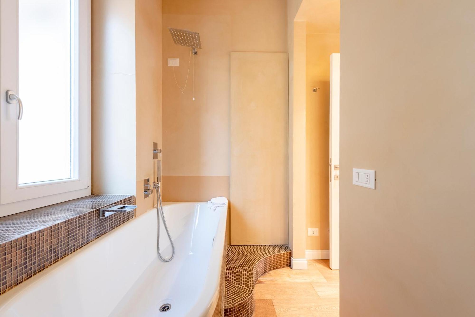 Joivy Family Friendly Apt For 6, Near Royal Palace Museum Genoa Ngoại thất bức ảnh